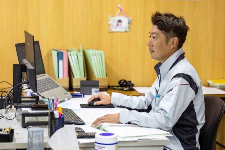 山田組の仕事現場の様子