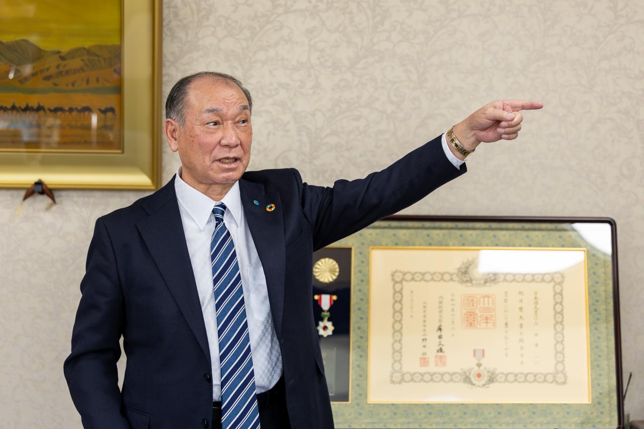 採用情報 背景画像