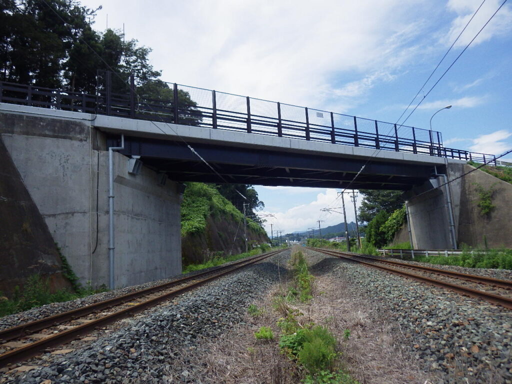 メンテ第758号 赤石沖田面線橋梁補修(赤石跨線橋)工事の施工写真